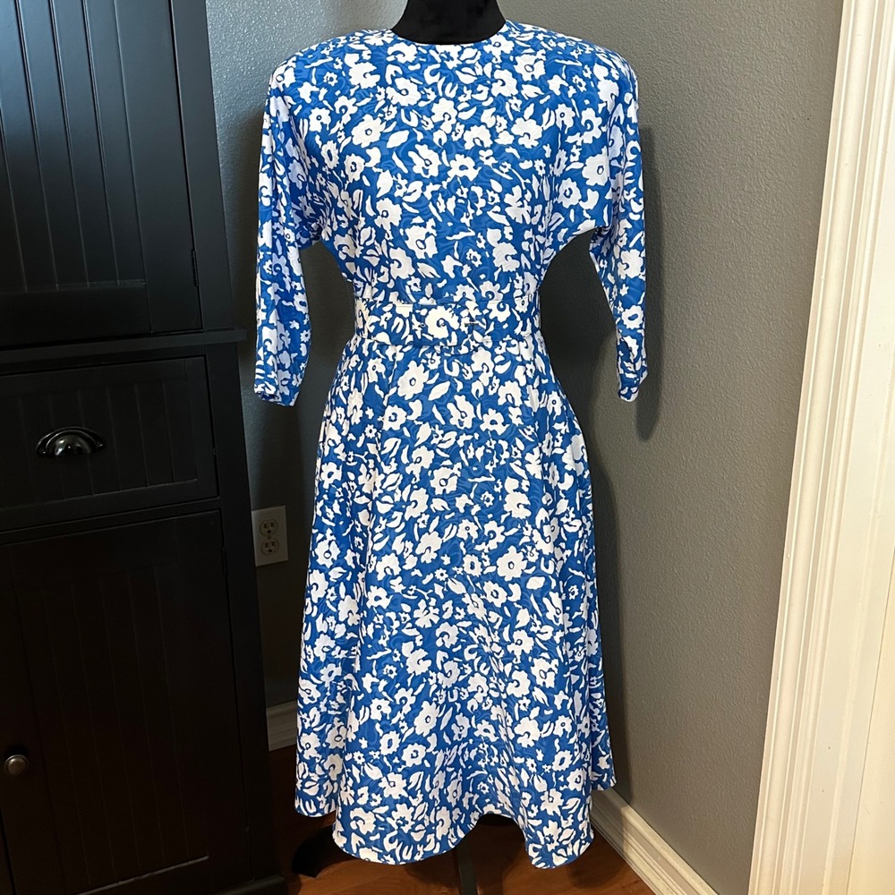 Petites for Maggie Blue White‎ Floral Belted Midi Dress 3/4 Sleeve Vintage 80s